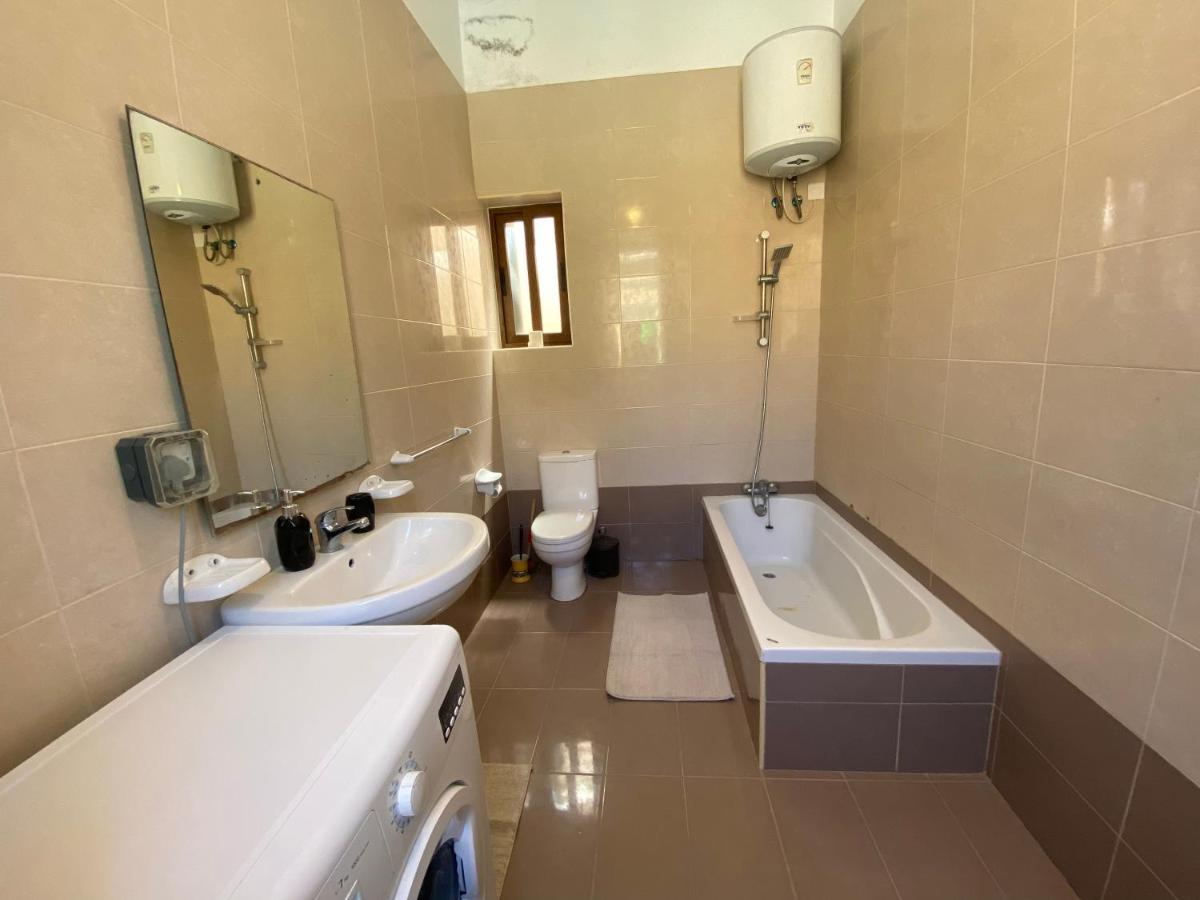Blue Waters Town House Lejlighed Tarxien Eksteriør billede